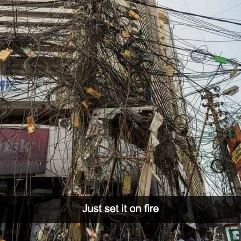 2020 in an I.T. MEME